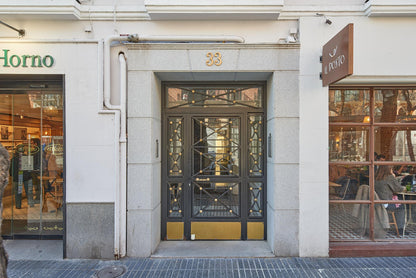 Piso de lujo en Madrid con terraza privada en Calle Conde de Peñalver