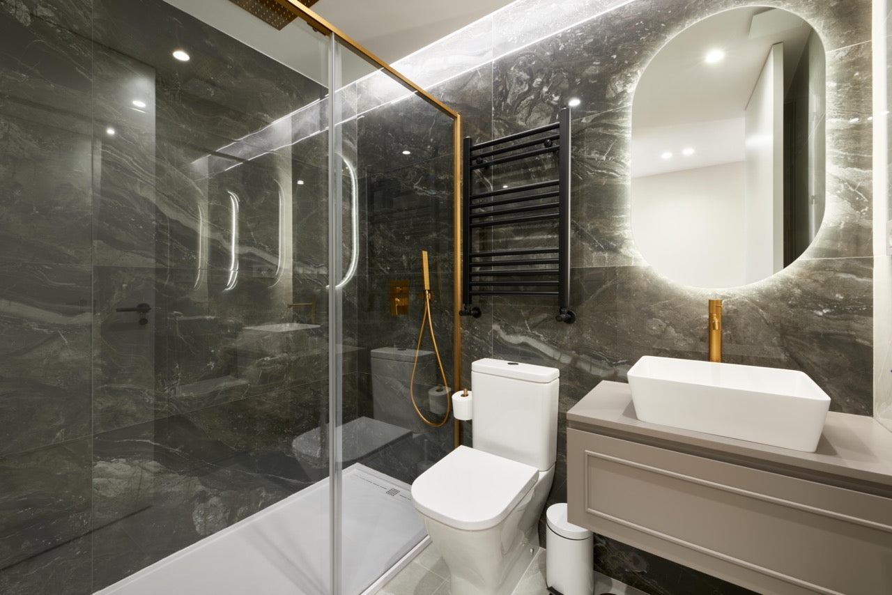 Piso de lujo en Madrid con diseño elegante y vistas abiertas en Calle Naciones