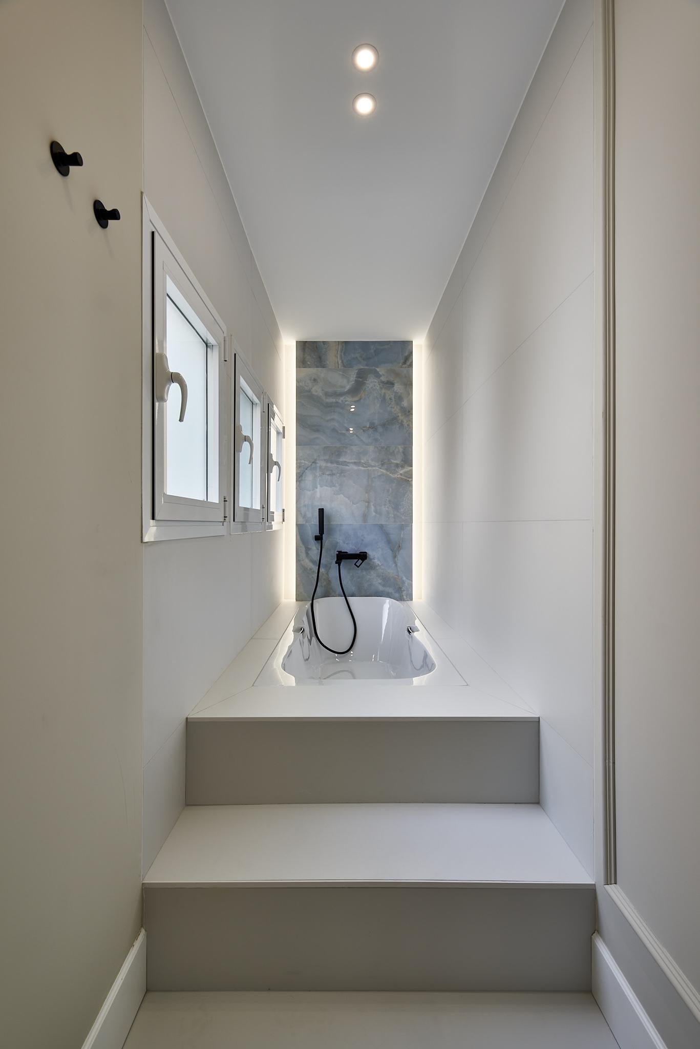 Piso de lujo en Madrid con diseño elegante en Calle General Oráa