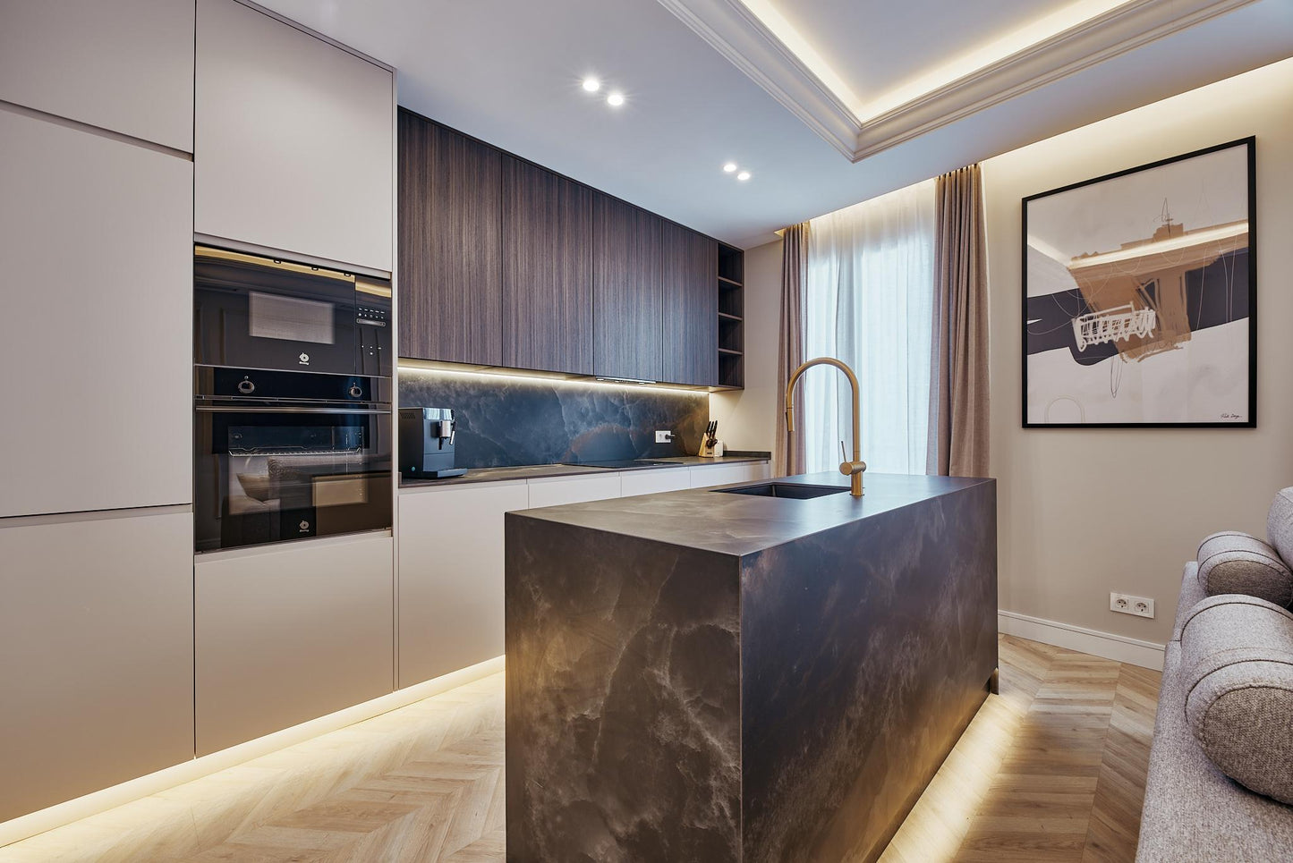 Piso de lujo en Madrid con diseño moderno en Calle General Diaz Porlier