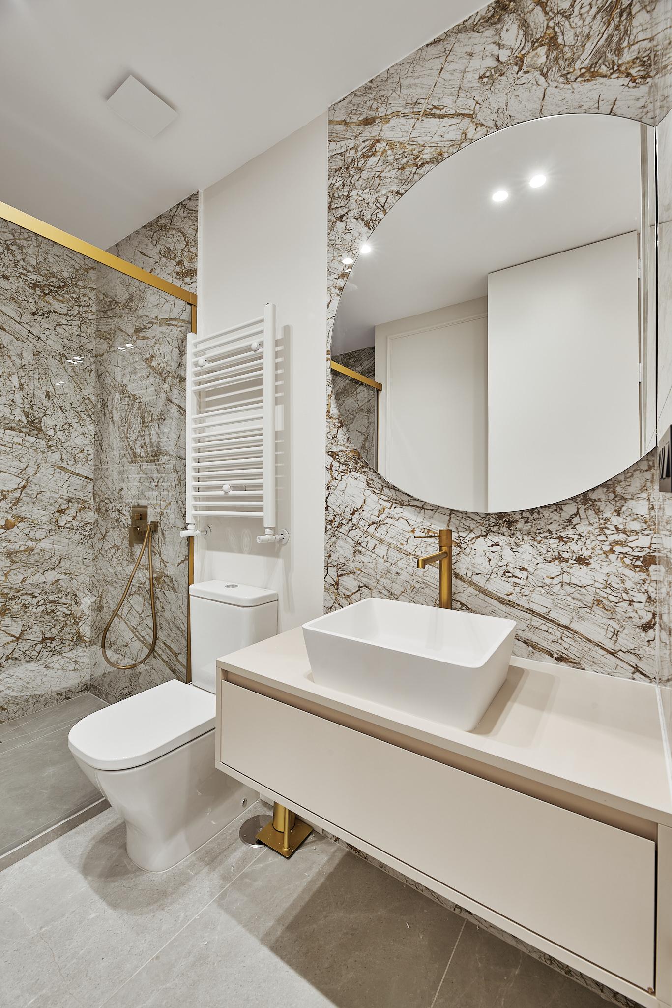 Piso de lujo en Madrid con garaje y trastero en Calle Conde de Peñalver