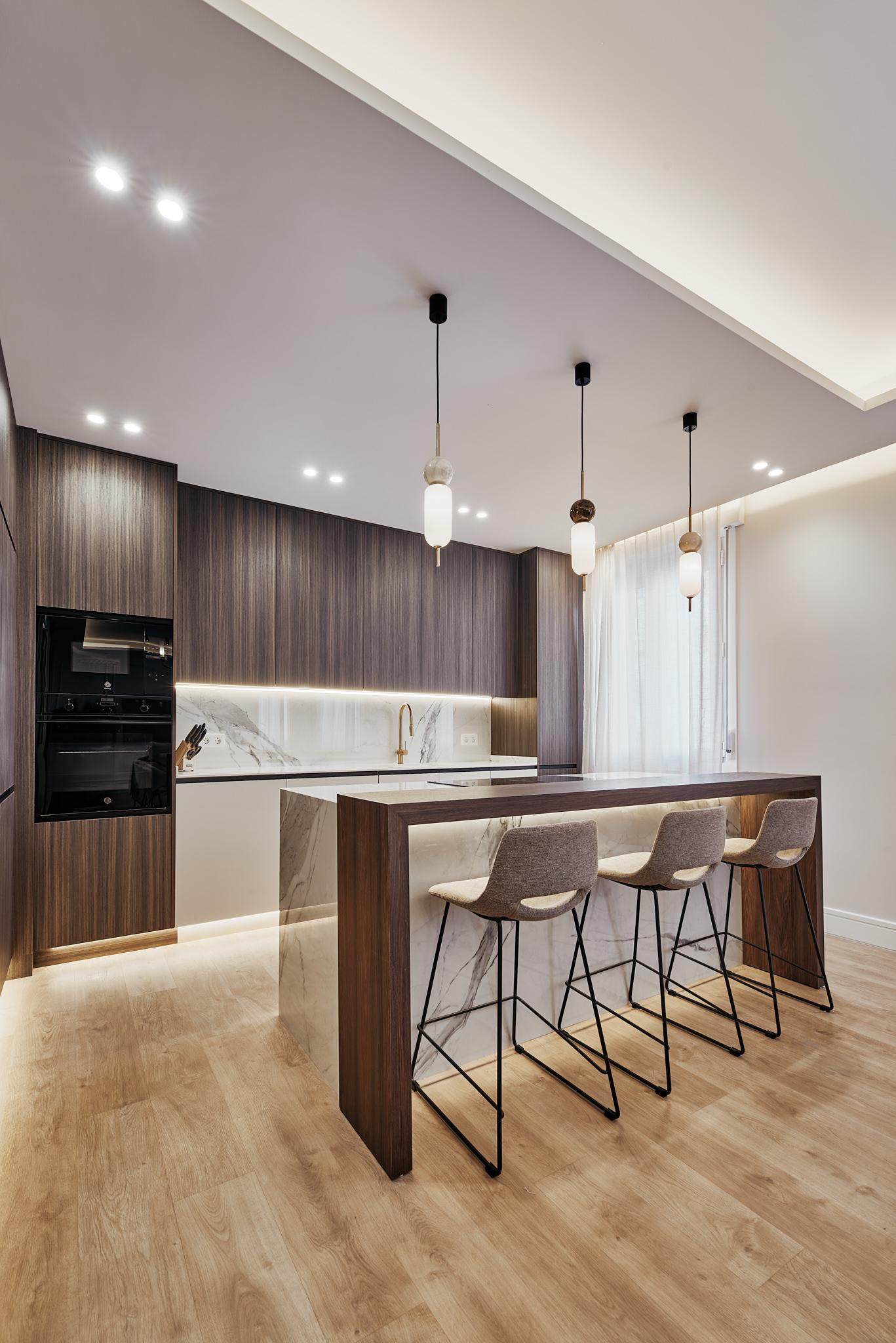 Piso de lujo en Madrid con cinco suites y diseño contemporáneo en Calle Francisco Silvela