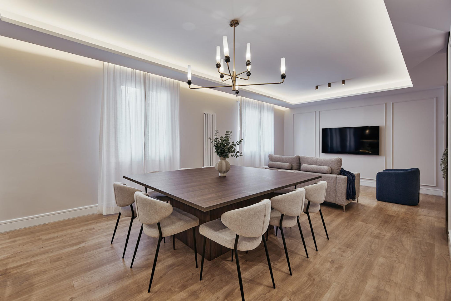 Piso de lujo en Madrid con cinco suites y diseño contemporáneo en Calle Francisco Silvela