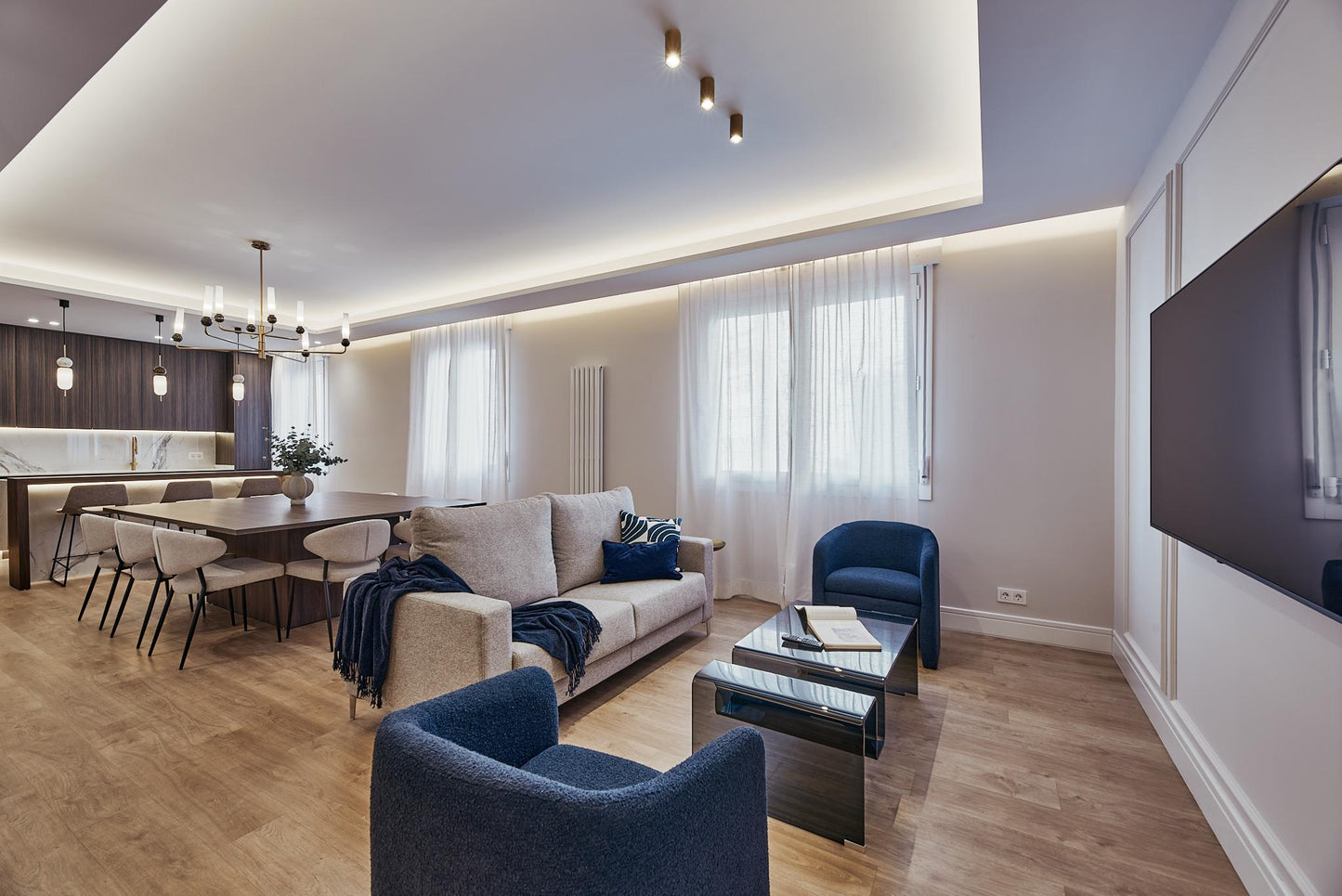 Piso de lujo en Madrid con cinco suites y diseño contemporáneo en Calle Francisco Silvela