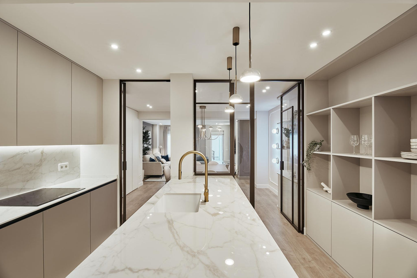 Piso de lujo en Madrid con terraza privada en Calle Montesa