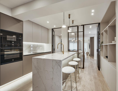 Piso de lujo en Madrid con terraza privada en Calle Montesa