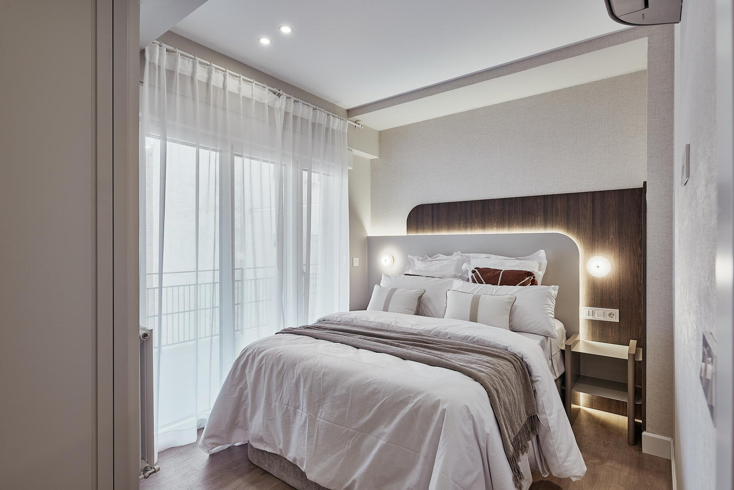 Piso de lujo en Madrid con terraza privada en Calle Montesa