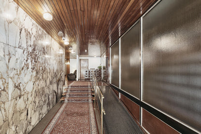 Piso de lujo en Madrid con terraza privada en Calle Montesa