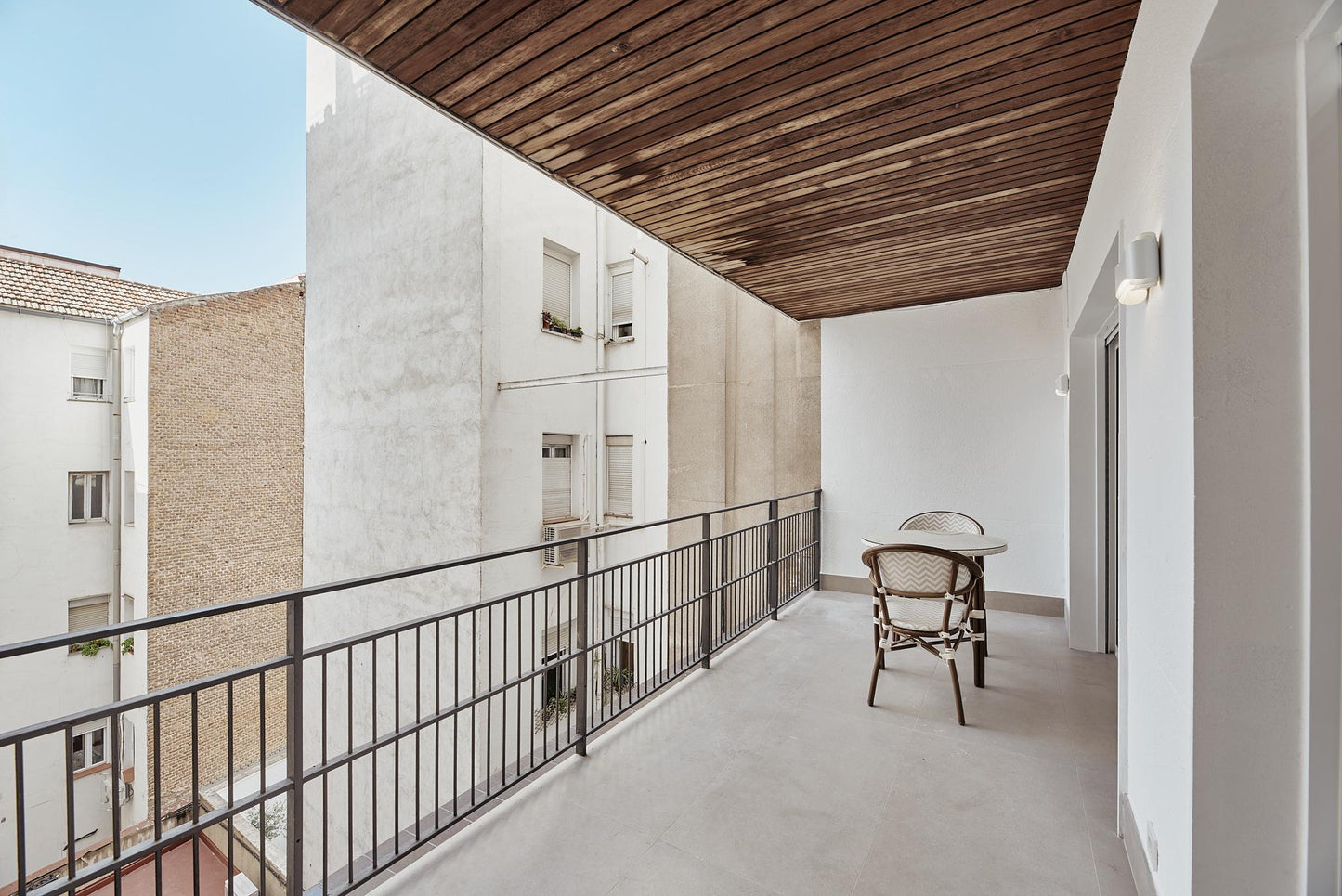 Piso de lujo en Madrid con terraza privada en Calle Montesa