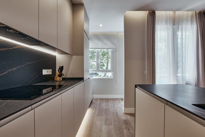 Piso de lujo en Madrid con interiorismo contemporáneo en Calle Alcántara