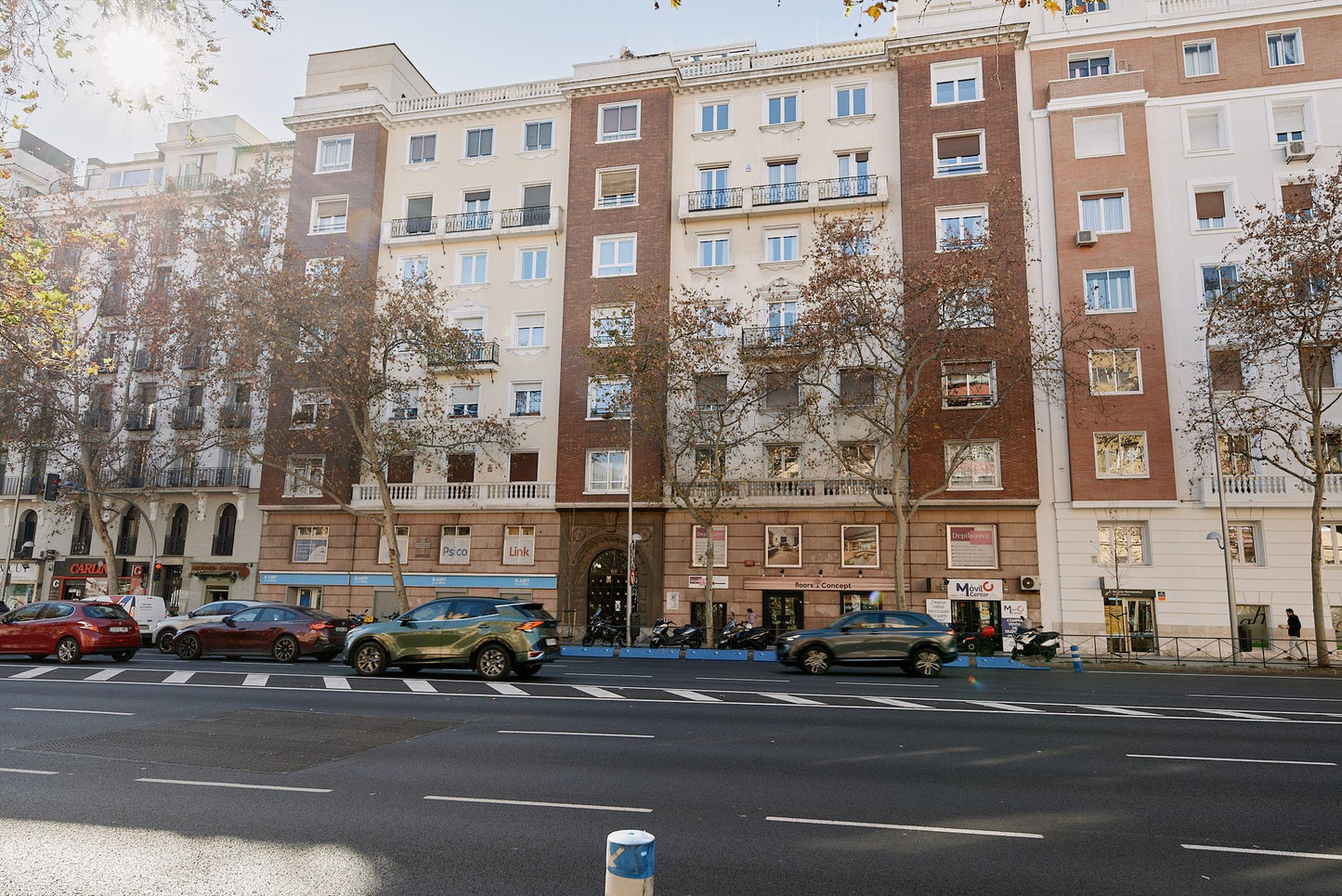 Piso de lujo en Madrid con cinco suites y diseño contemporáneo en Calle Francisco Silvela