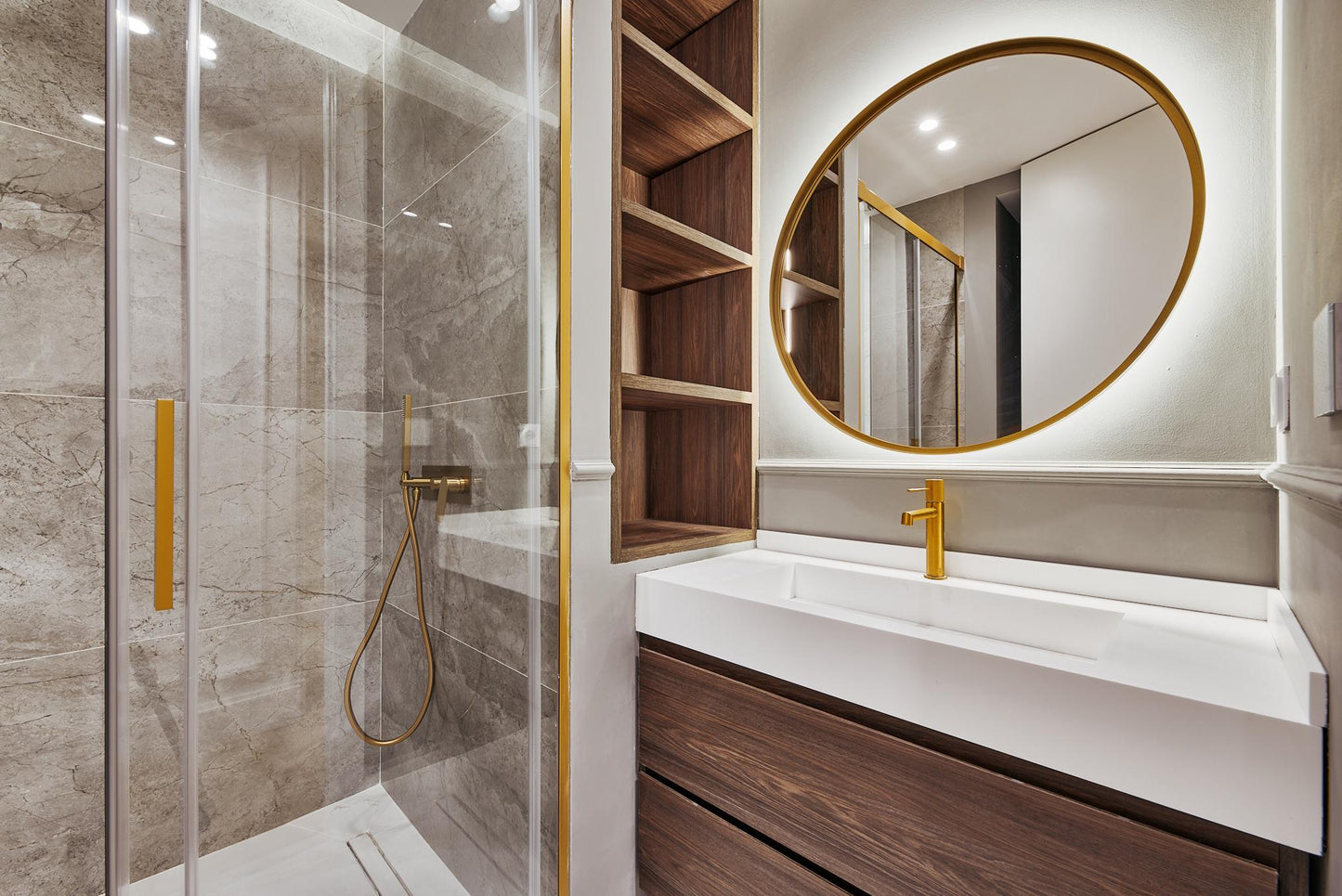 Ático de lujo en Madrid con terraza privada en Calle Castelló