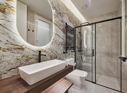 Piso de lujo en Madrid con terraza y luz natural en Calle Montesa