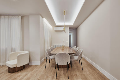 Piso de lujo en Madrid con terraza y luz natural en Calle Montesa