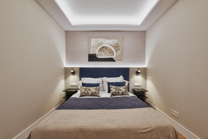 Piso de lujo en Madrid con terraza y luz natural en Calle Montesa