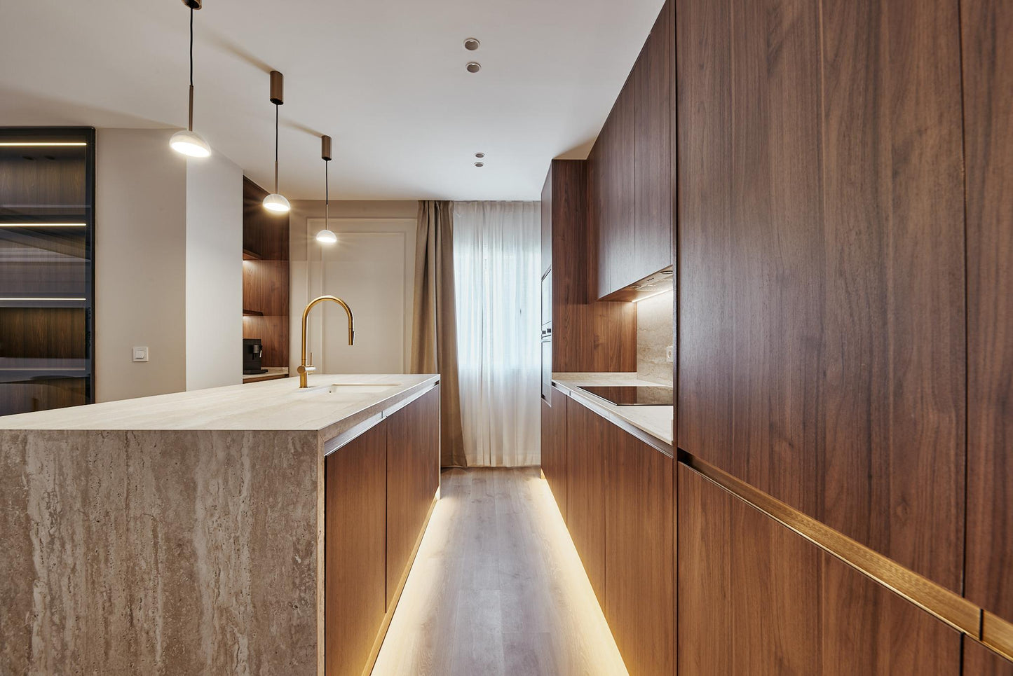 Piso de lujo en Madrid con amplios espacios en Calle General Diaz Porlier