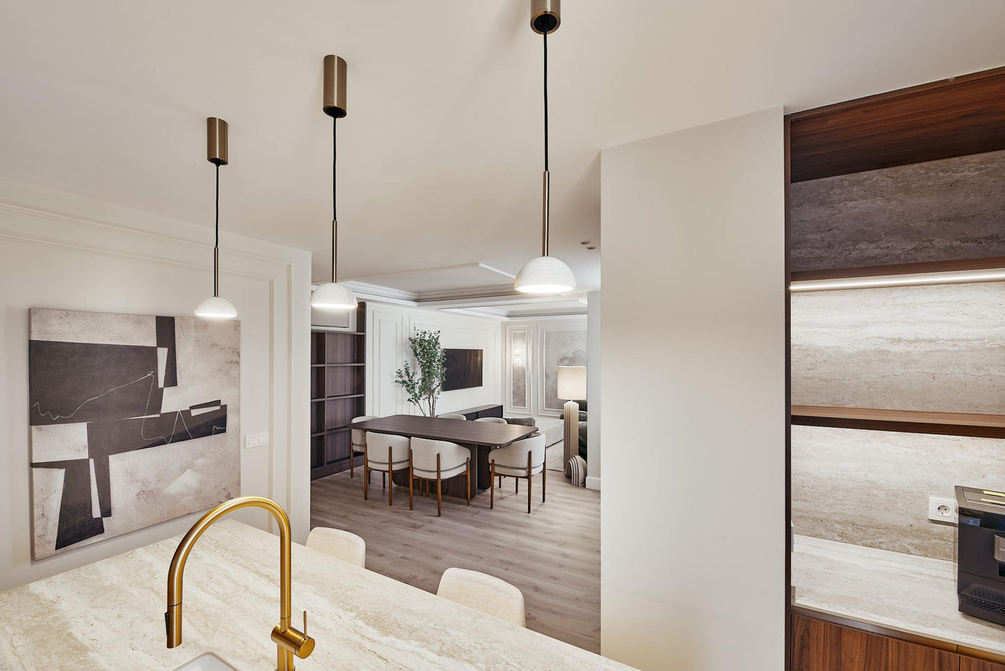 Piso de lujo en Madrid con amplios espacios en Calle General Diaz Porlier