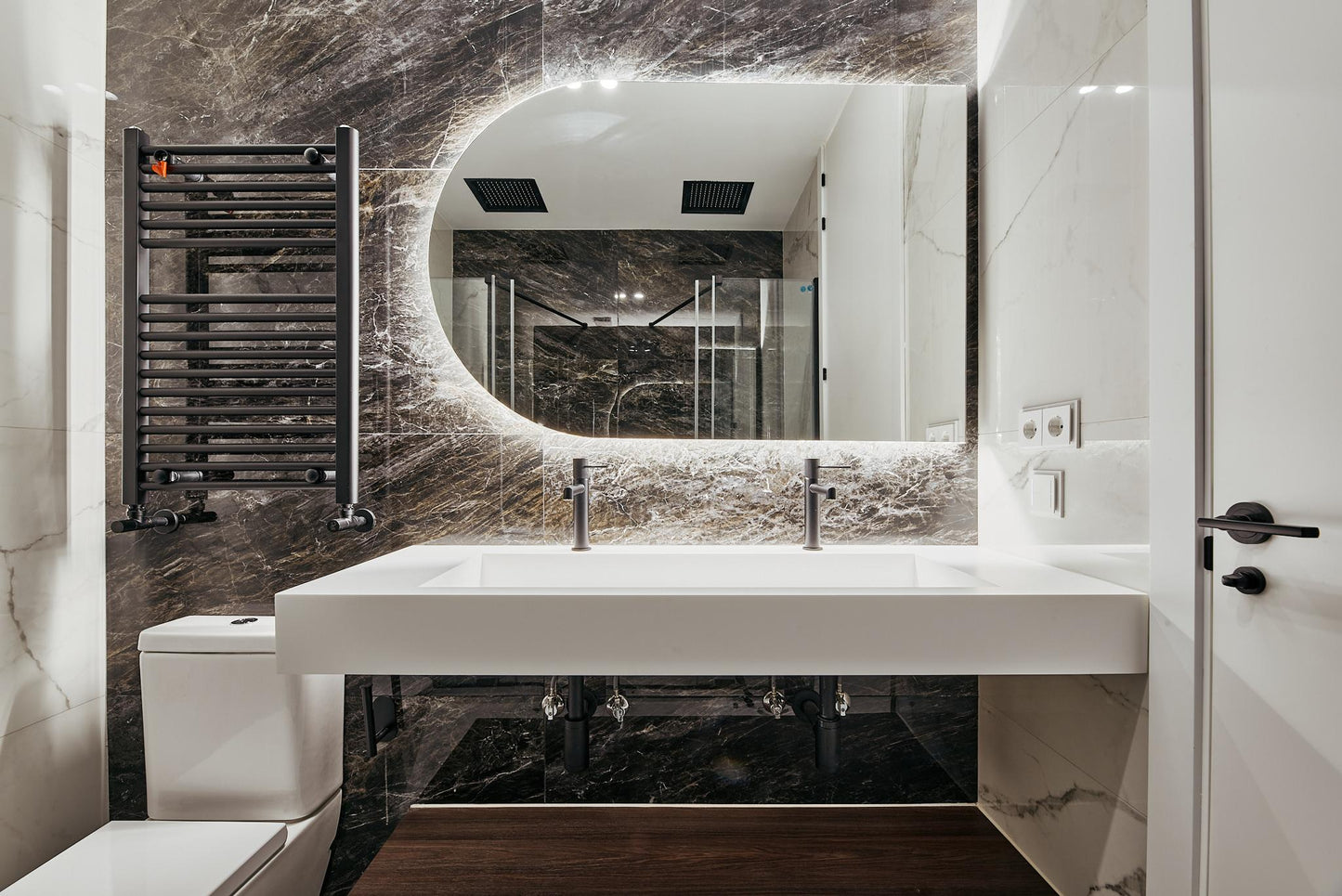 Piso de lujo en Madrid con balcón y diseño contemporáneo en Calle Hermosilla