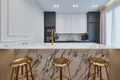 Piso de lujo en Madrid con balcón y diseño contemporáneo en Calle Hermosilla