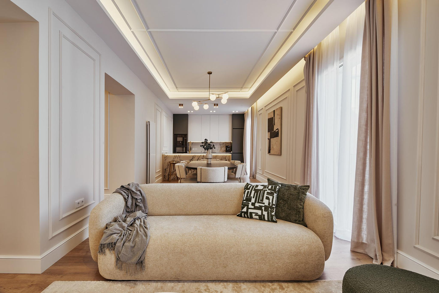 Piso de lujo en Madrid con balcón y diseño contemporáneo en Calle Hermosilla