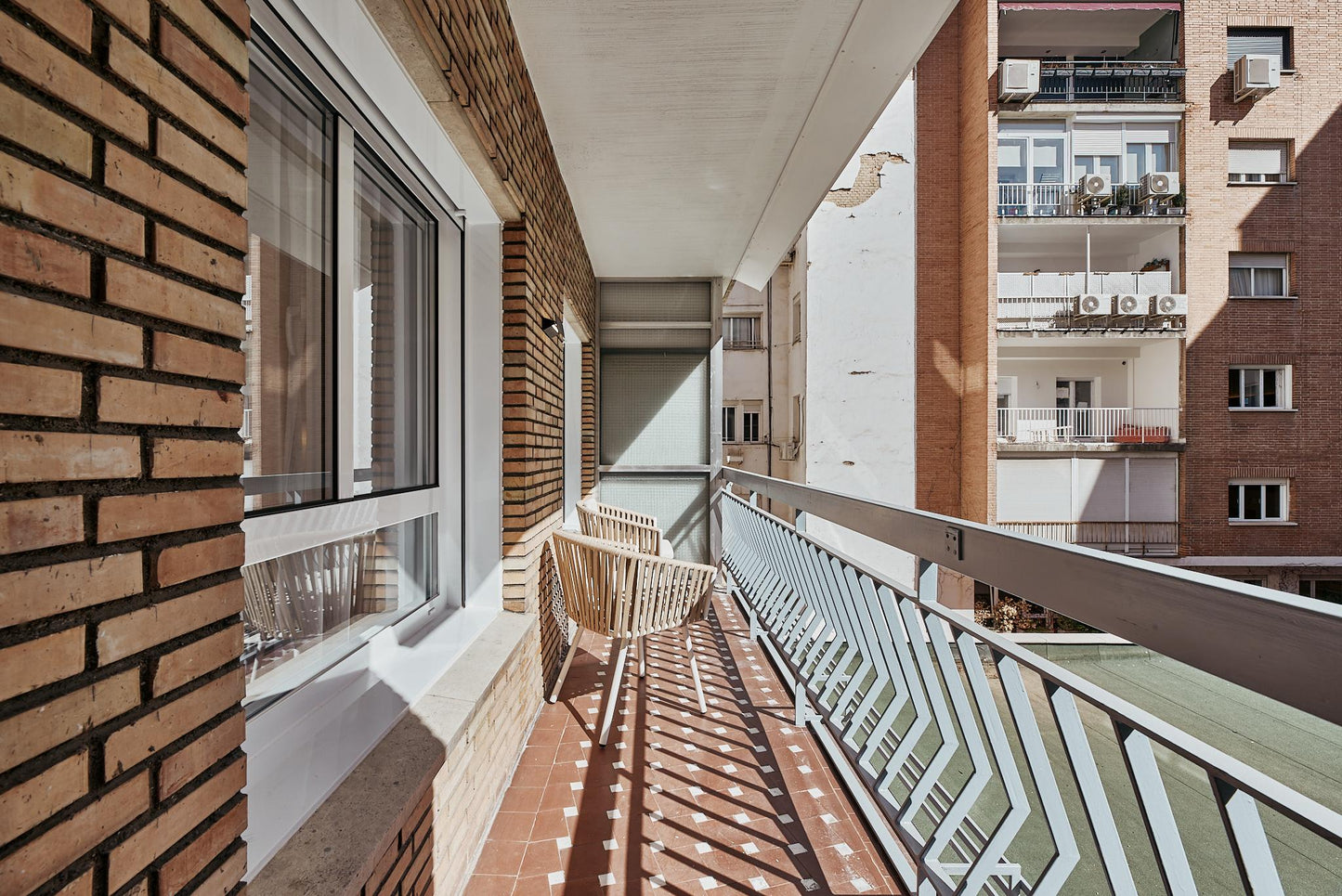 Piso de lujo en Madrid con terraza y estilo contemporáneo en Calle Castelló