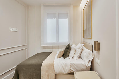 Piso de lujo en Madrid con diseño funcional en Calle General Pardiñas