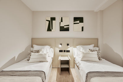 Piso de lujo en Madrid con garaje y trastero en Calle Conde de Peñalver