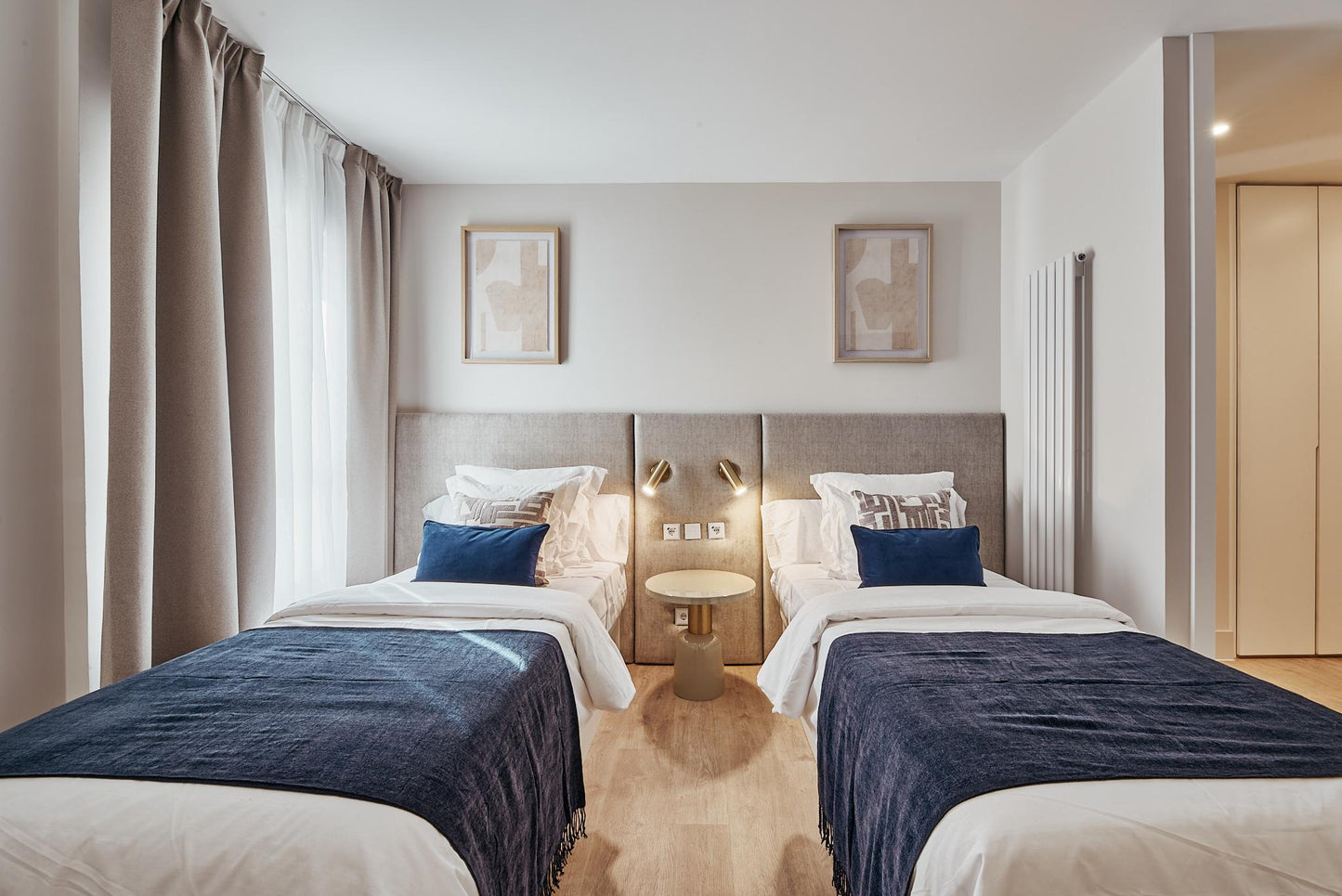 Piso de lujo en Madrid con garaje y domótica en Calle Diego de León