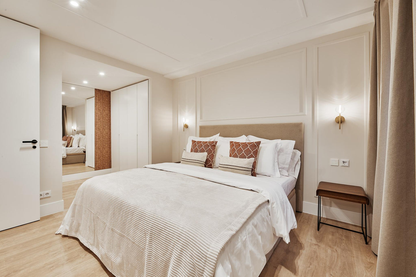 Piso de lujo en Madrid con garaje y domótica en Calle Diego de León