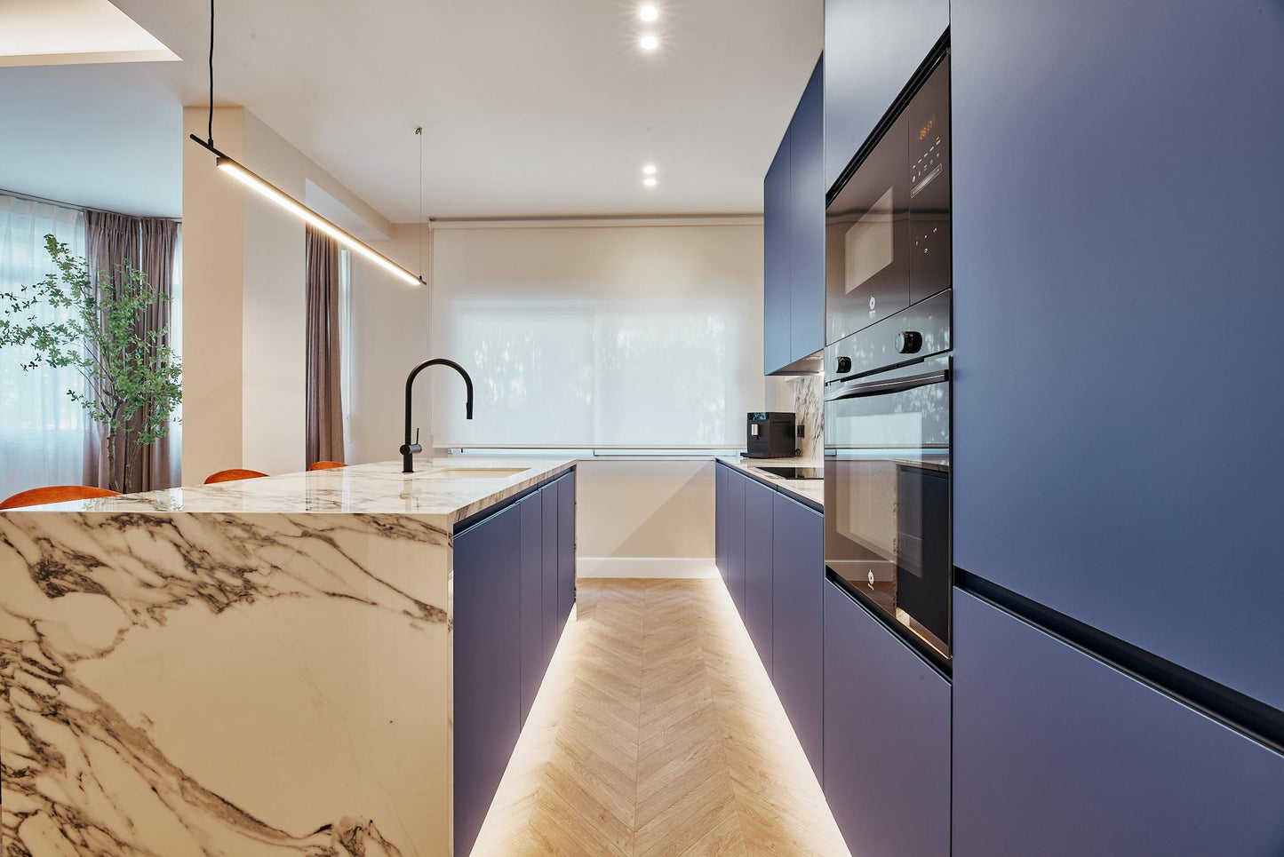 Piso de lujo en Madrid con terraza y garaje en Calle Juan Bravo