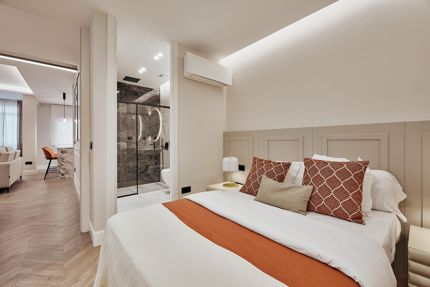 Piso de lujo en Madrid con terraza y garaje en Calle Juan Bravo