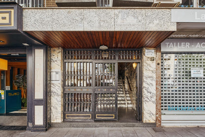 Piso de lujo en Madrid con terraza y garaje en Calle Juan Bravo