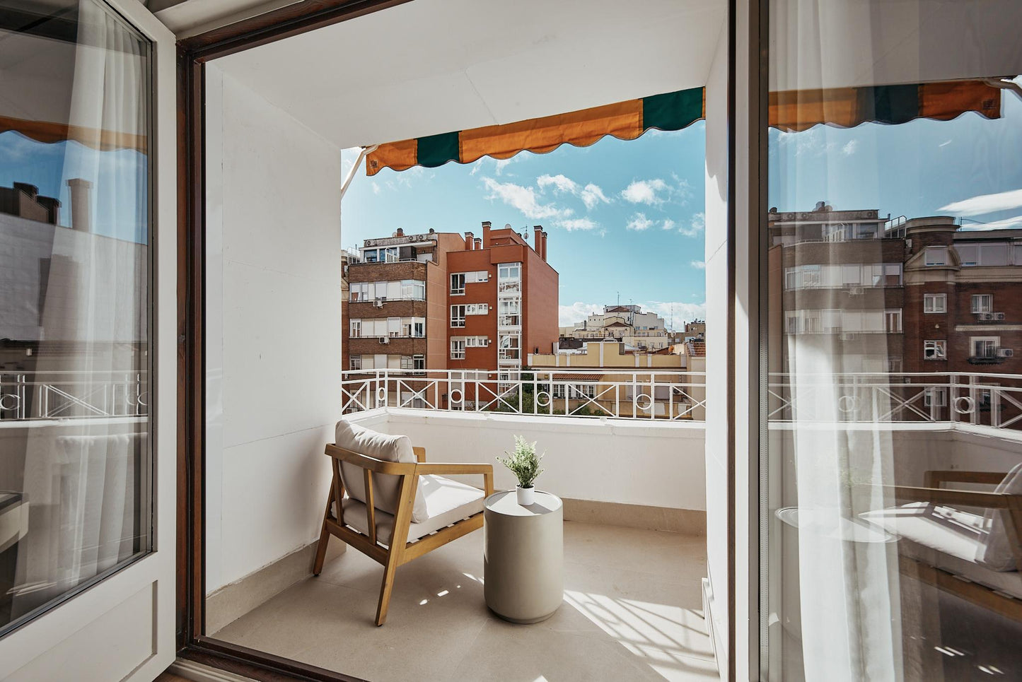 Piso de lujo en Madrid con terraza y domótica en calle Goya