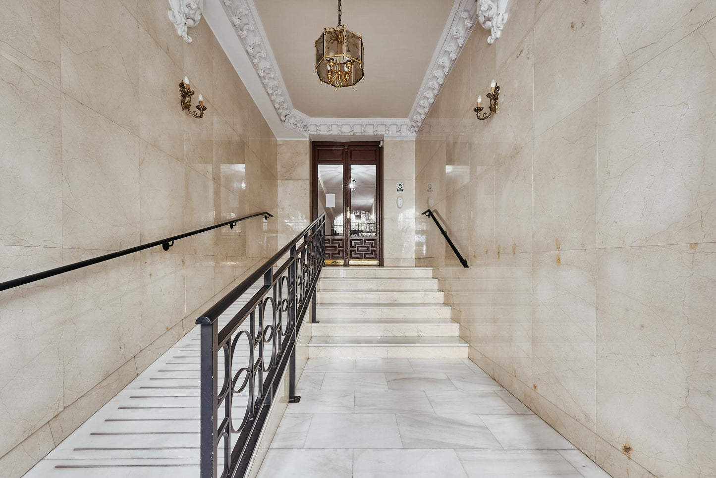 Piso de lujo en Madrid con diseño contemporáneo en Calle Lope de Rueda