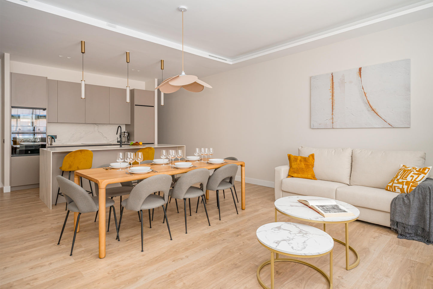 Edificio de lujo en Madrid con historia y elegancia en Calle Príncipe 8